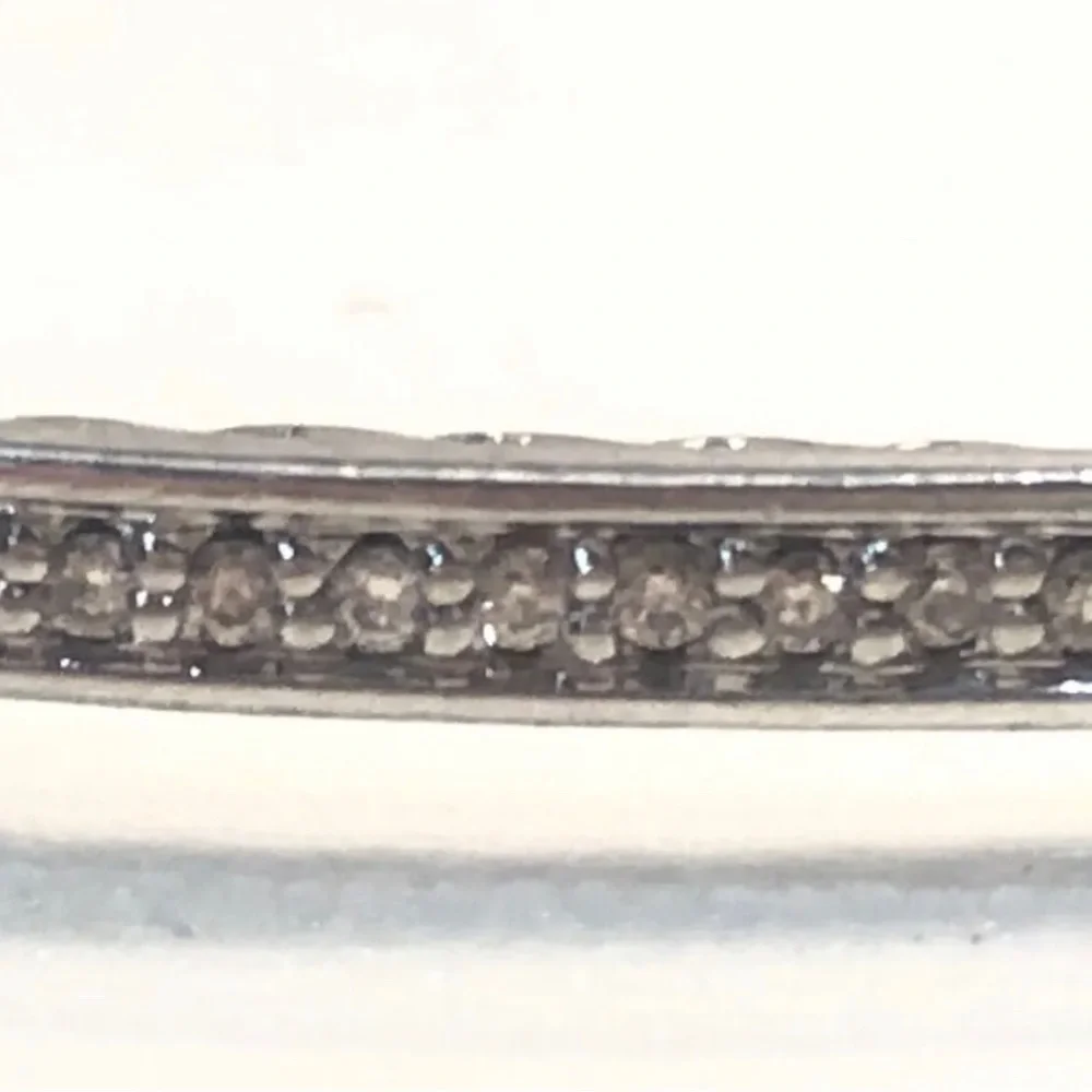 DAVID YURMAN Pave Outside Sterling Silver Bangle Bracelet. - Picture 4 of 10